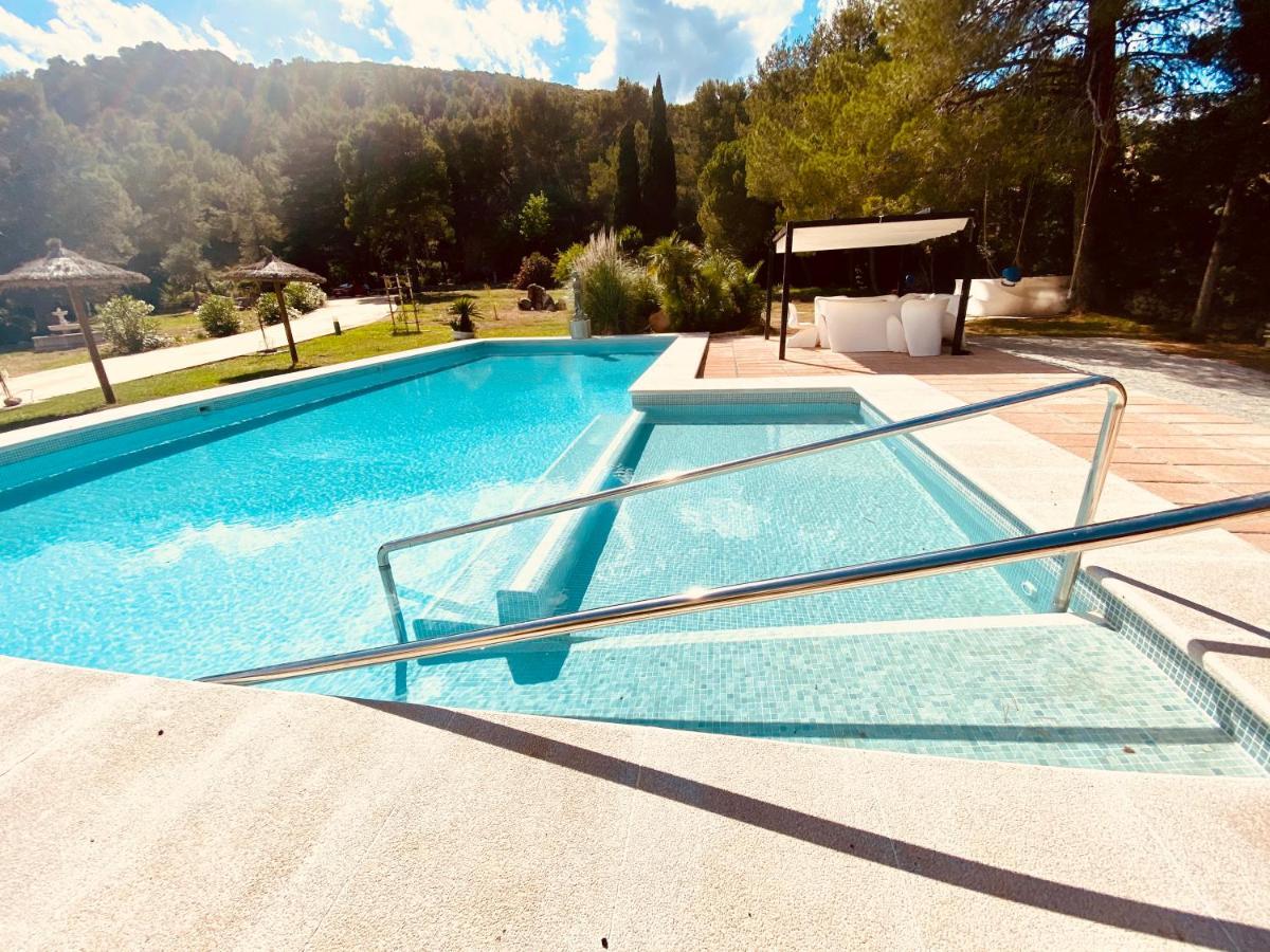 Private Villas Puerto Pollensa For Family Groups, Private Mountain Ideal For Runners, Trailers, Hikers, It Is Approximately 3 Minute Walk From The Beach Exteriér fotografie