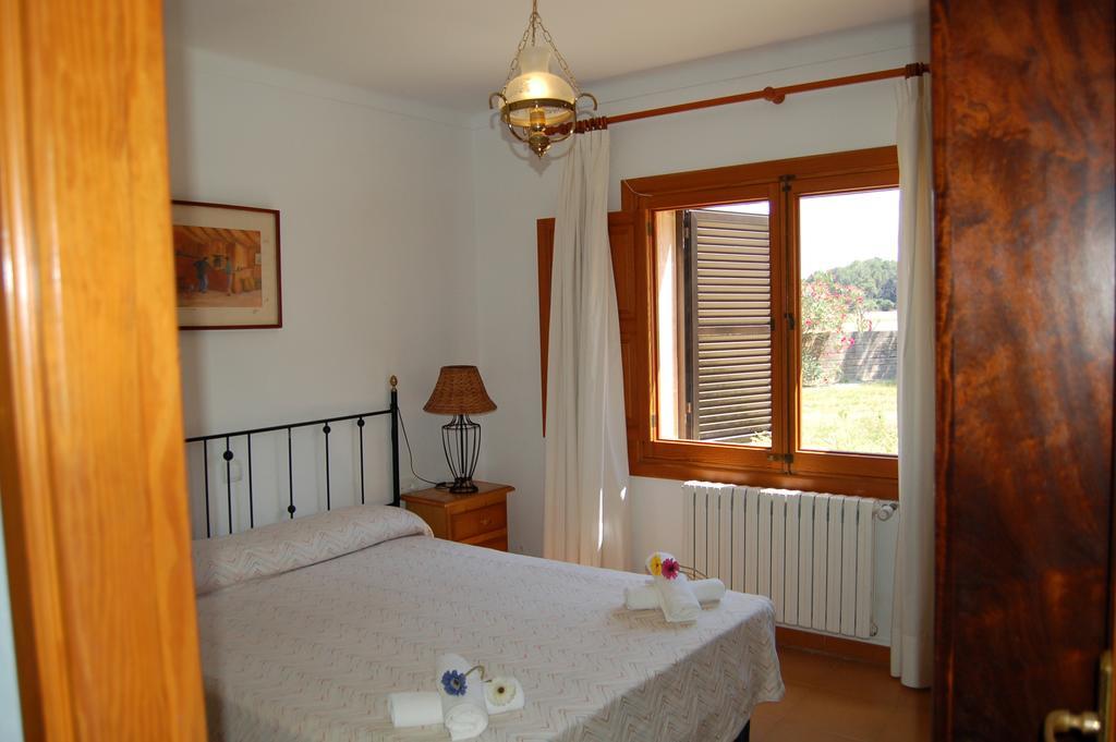 Private Villas Puerto Pollensa For Family Groups, Private Mountain Ideal For Runners, Trailers, Hikers, It Is Approximately 3 Minute Walk From The Beach Pokoj fotografie